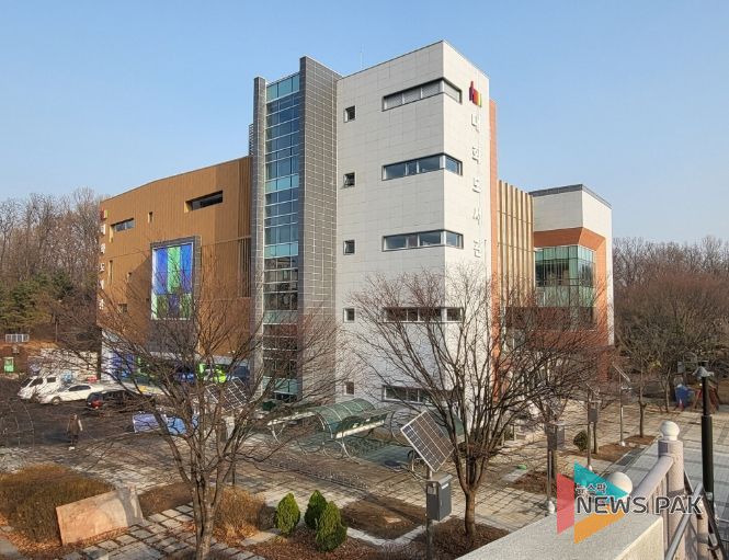 대화도서관 전경