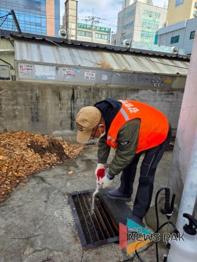 고양시 덕양구보건소, 말라리아 예방을 위한 선제적 모기 유충구제 방역 추진