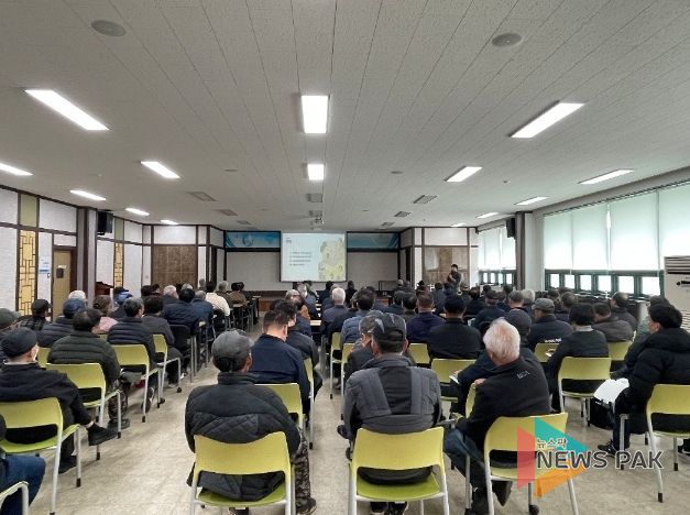 용인특례시(시장 이상일)는 11일부터 18일까지 백옥쌀 농산물우수관리(GAP) 생산단지 농업인 727명을 대상으로 교육을 진행했다