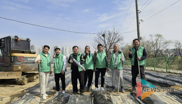 수원시 권선구 곡선동 새마을지도자협의회, ‘사랑의 감자심기’